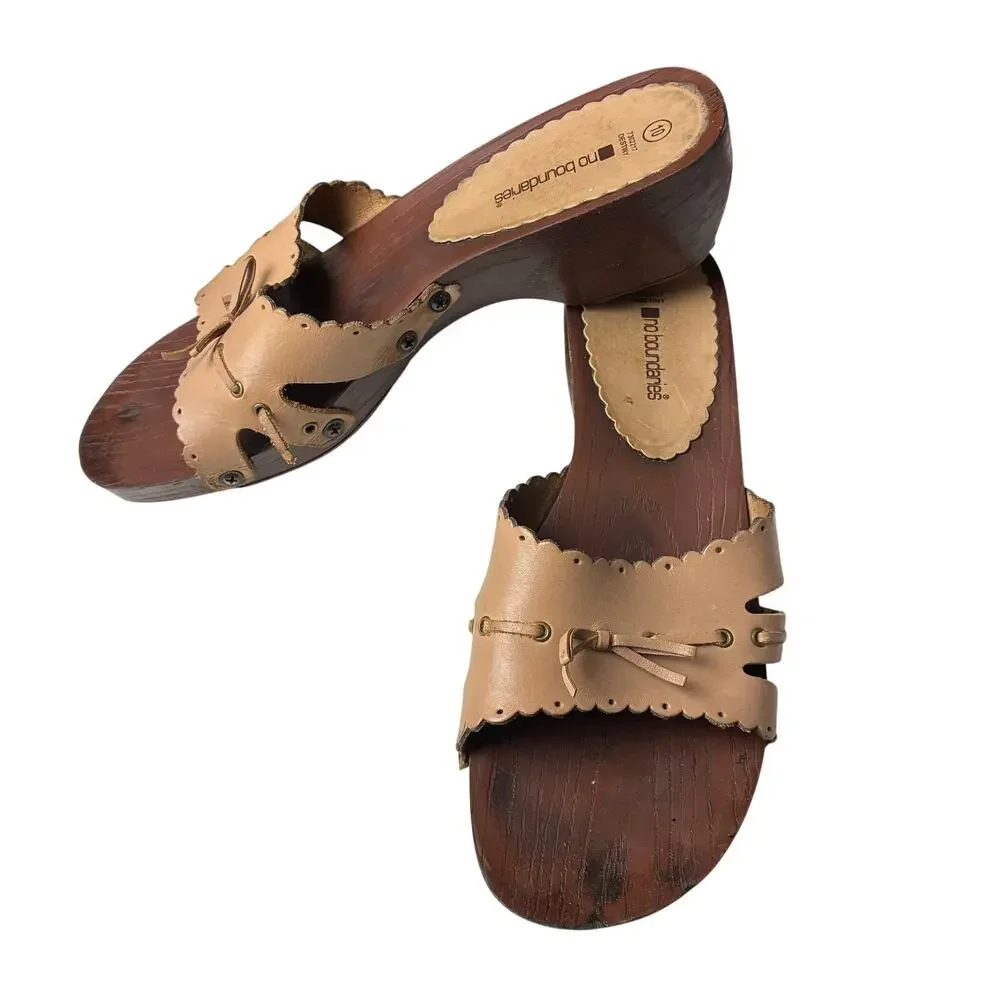 No Boundaries Wood Clog Slide Heel Sandals 10 Tan Leather Scalloped Edge Cutout